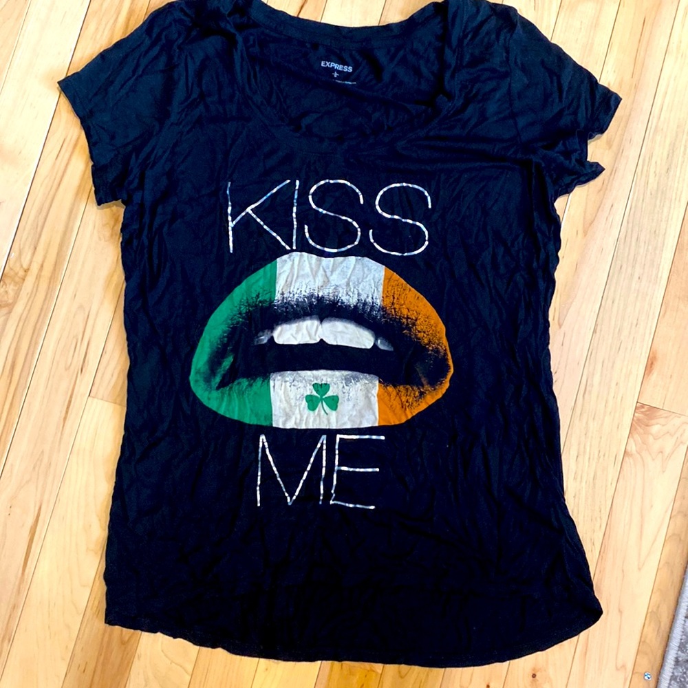 Express Irish graphic tee